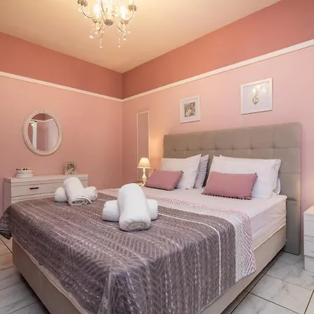 Zakynthian Thesaurus Aparthotel *